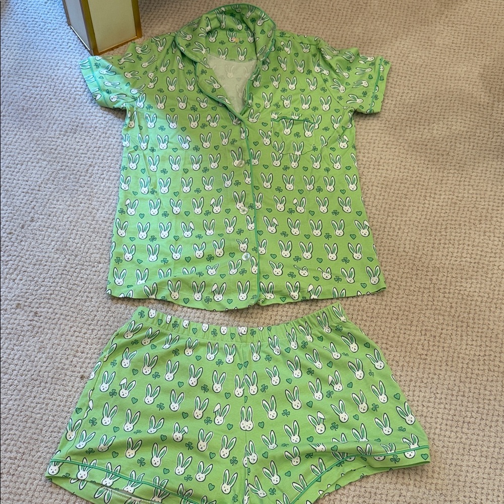 Green Bunny Print Kids Pajamas